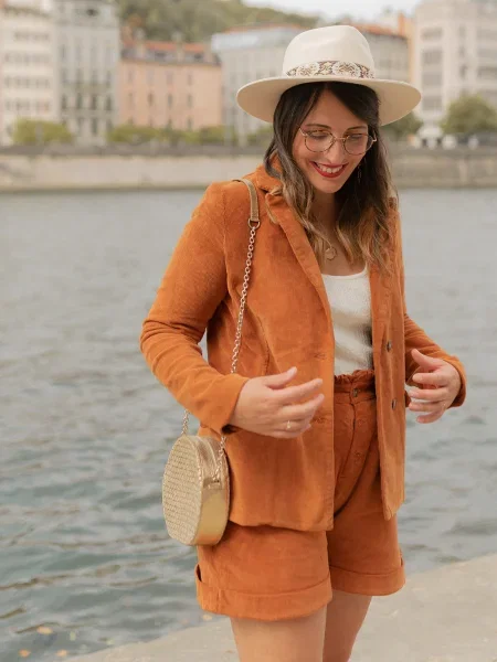 Ruha Céleste barna