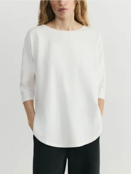 Reserved Tricou cu adaos de modal crem