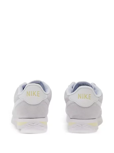 Pantaloni scurți cargo Nike din piele de căprioară gri