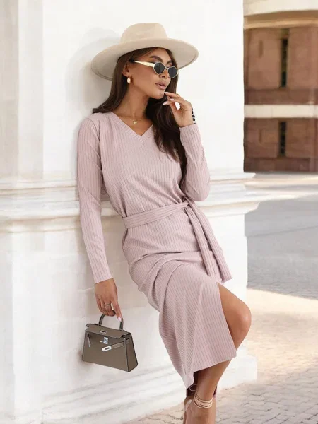 Rochie Resti de costum roz