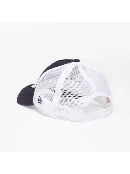 Шапка New Era бяло