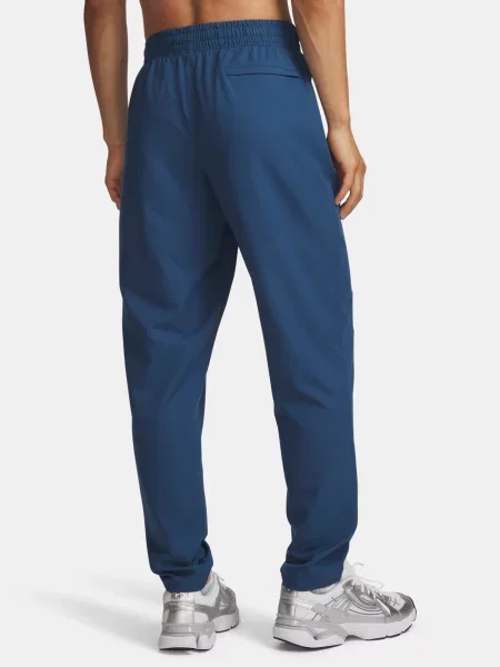 Pantaloni Under Armour conici negru