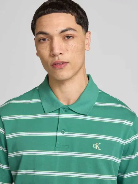 Koszulka polo o kroju regular fit z wyhaftowanym logo Calvin Klein Jeans zielone