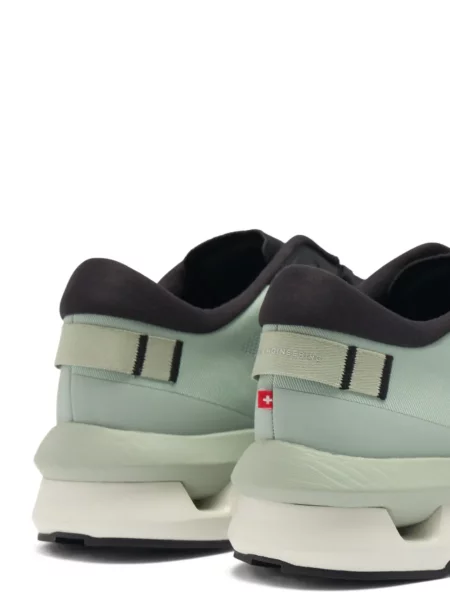 Sneakerși On cu autograf verde