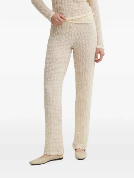Pantaloni Résumé