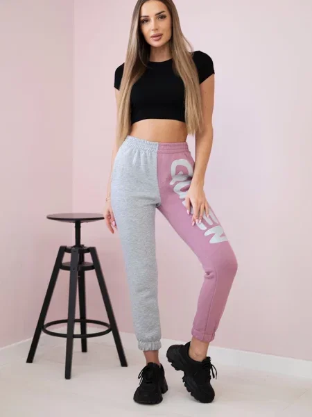 Pantaloni de trening Kesi cu inscripții gri