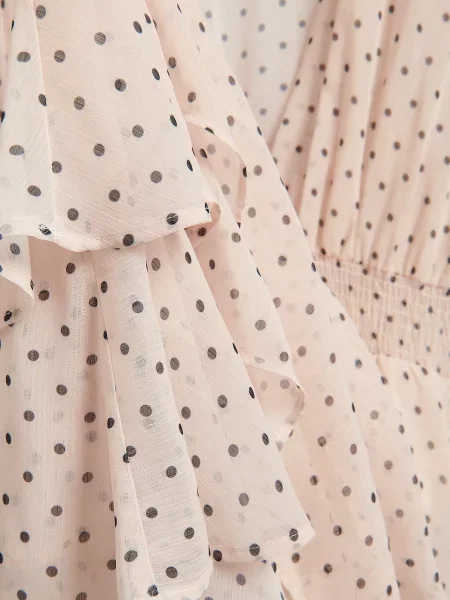 Reserved Сукня в горошок кремовий 