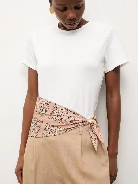 Answear.LAB t-shirt z apaszką brązowa