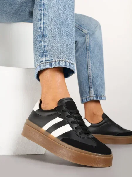 Sneakers Sovresia negri