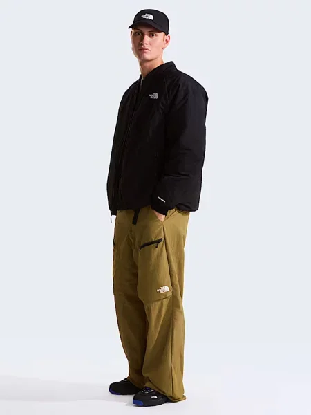 Утепленный бомбер The North Face черный