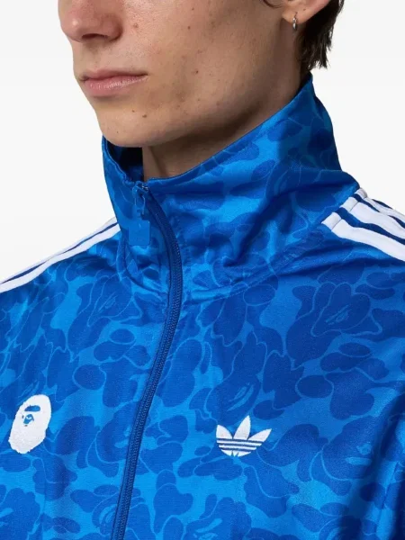Камуфлажни панталон Adidas с принт синьо