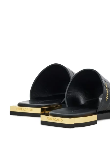 Sandale Ferragamo din piele negru