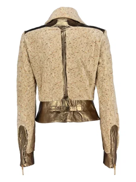 Dzseki Voyage Et Cie
