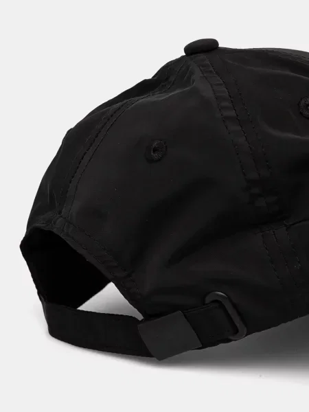 Kšiltovka Emporio Armani s aplikací černá