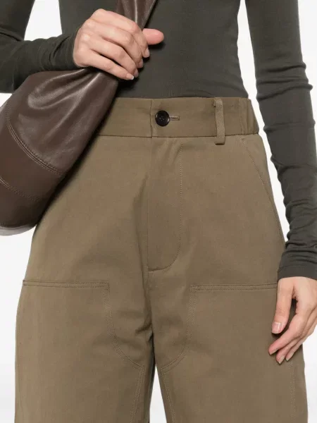 Pantaloni Nicholson & Nicholson conici verde