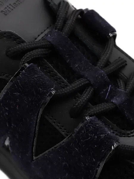 Sneakerși Moschino cu șireturi din piele de căprioară negru
