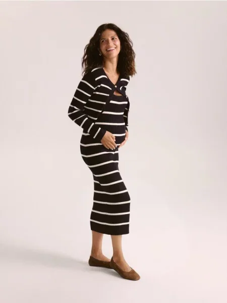 Reserved Rochie cu cardigan bleumarin