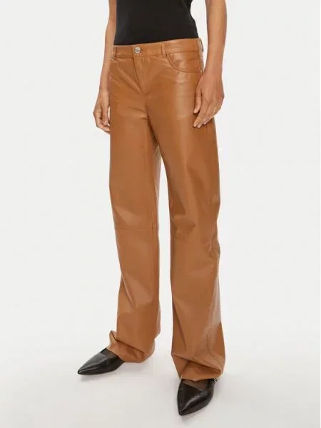 Usnjene hlače rjava