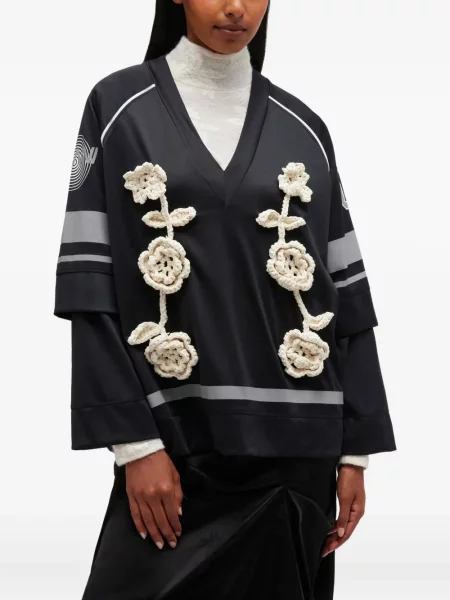 Top Ganni cu model floral din jerseu negru