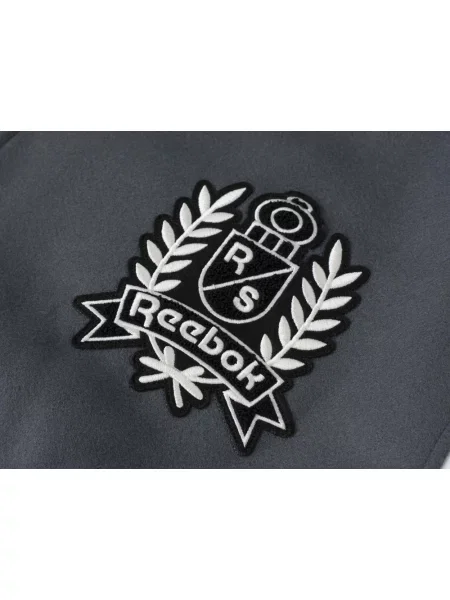 Яке Reebok Classic черно