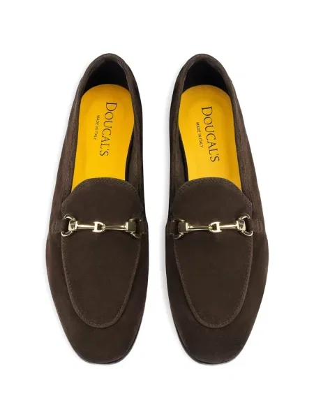 Pantofi loafer Doucal's din piele de căprioară maro