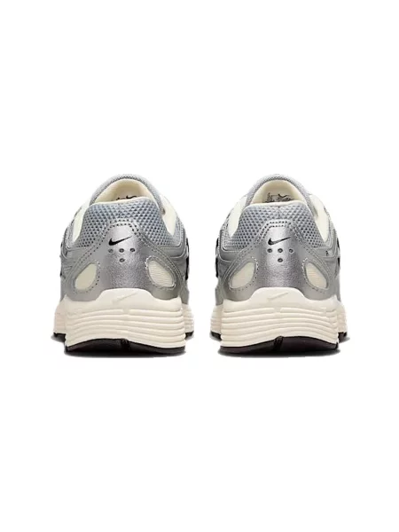 Pantofi Nike gri