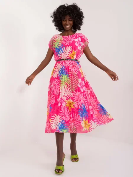 Rochie Fashionhunters cu imagine plisată de costum roz