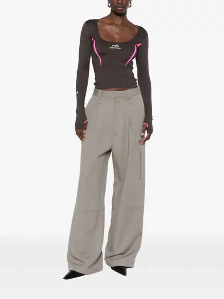 Top Balenciaga cu imagine maro