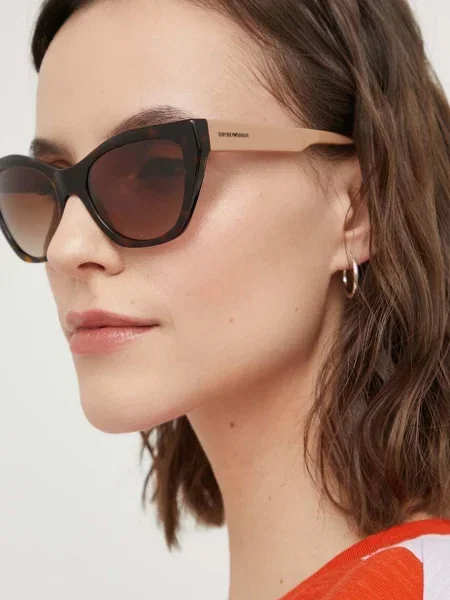 Слънчеви очила Emporio Armani кафяво