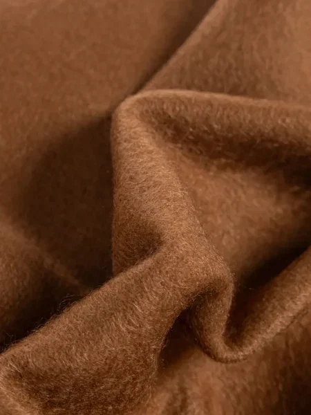 Fular Max Mara cu broderie maro