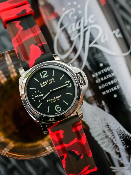 Zegarek Horus Watch Straps na ramiączkach czerwony