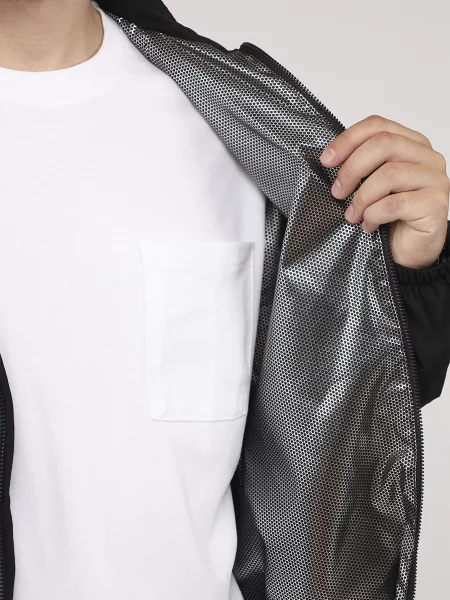 Вітровка YUKI чорний