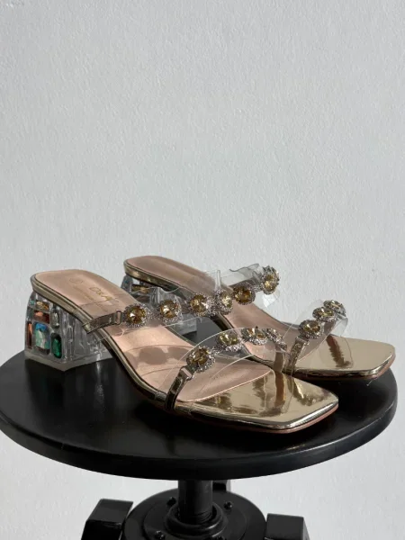 Sandale S. Barski de cristal alb