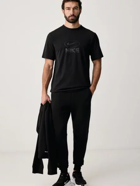 Nike Sportswear pantaloni joggers pentru bărbați cu Tech negru