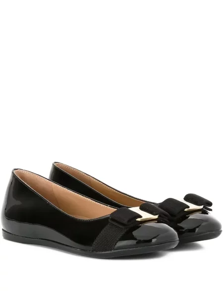 Balerinke Ferragamo crna
