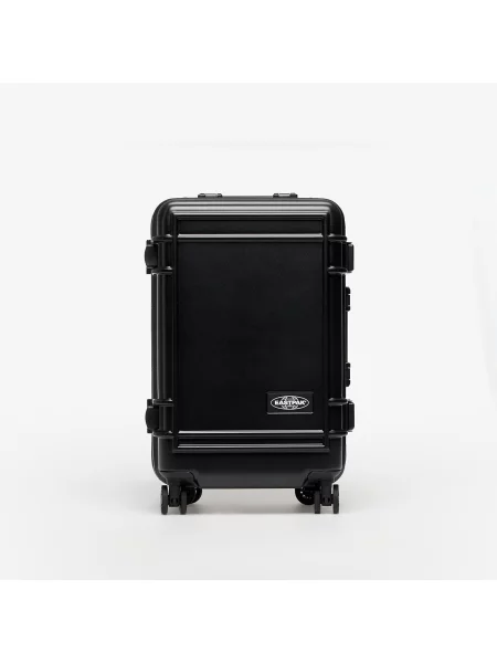 Чемодан Eastpak черный