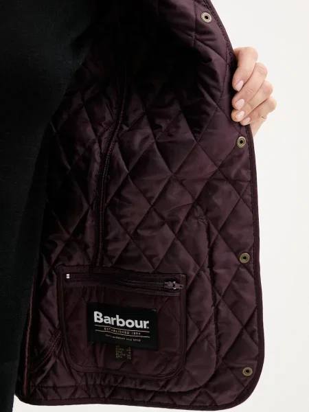 Демисезонная куртка Barbour черная