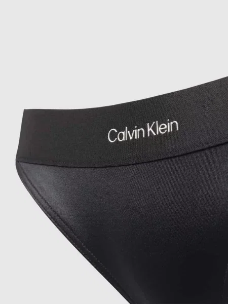Figi bikini w jednolitym kolorze model ‘CK REFINED’ czarne