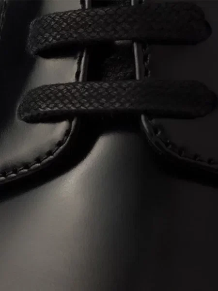 Pantofi Prada cu șireturi din piele negru