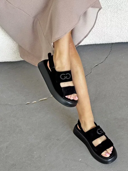 Замшеві Сандалії INNOE чорний