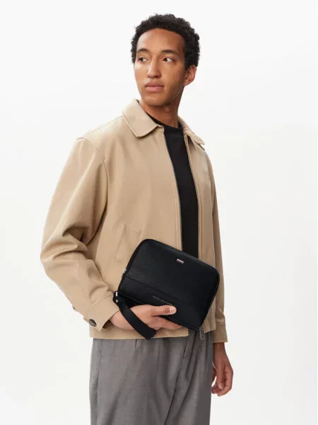 Taška Tommy Hilfiger černá