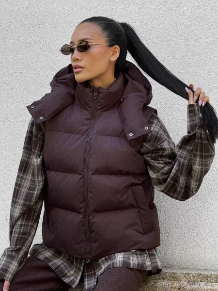 Утепленный жилет Jadone Fashion коричневый