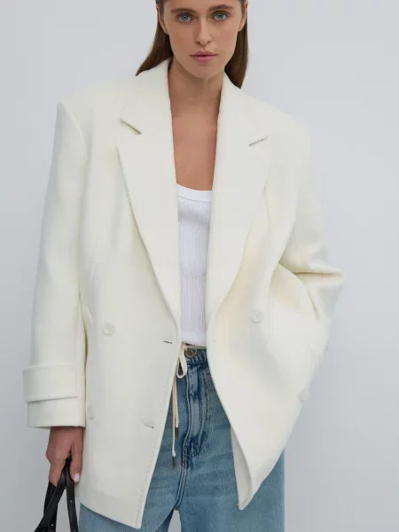 Кожаное пальто Estro