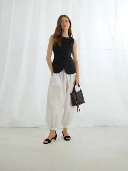 Pantaloni Reserved alb