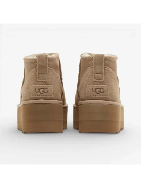 Klasické malé tenisky Ugg na platforme biela