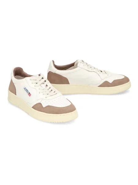 Sneakersy Autry zamszowe białe
