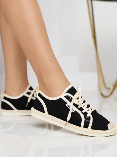 Sneakerși Resti negru