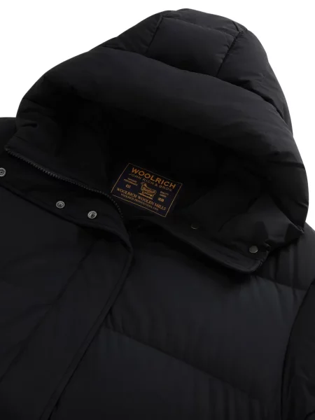 Geacă parka Woolrich cu glugă negru