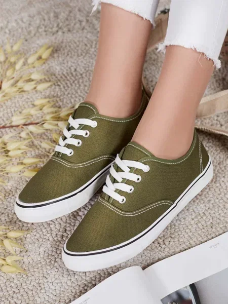 Sneakerși Resti alb