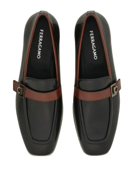 Pantofi loafer Ferragamo cu cataramă maro